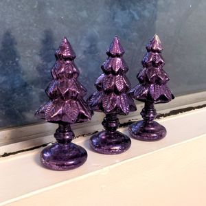 3 glass Christmas tree decorations